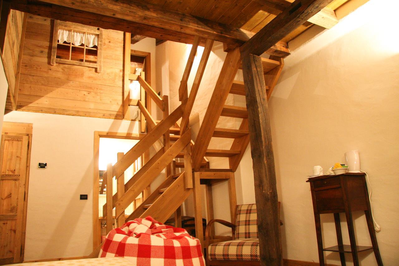 Chalet Svizzero Courmayeur Exterior photo